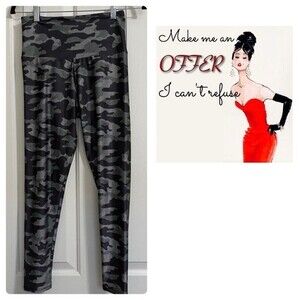 Onzie High Rise Leggings green camo